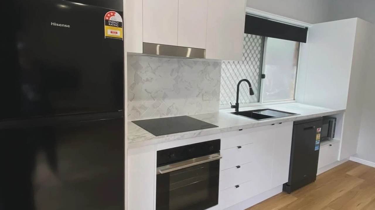 Furnished room studio flat for rent