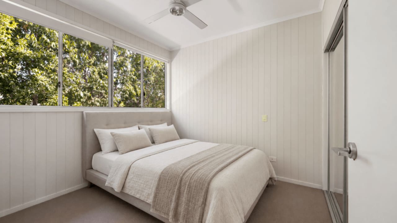 Unfurnished room with own bathroom