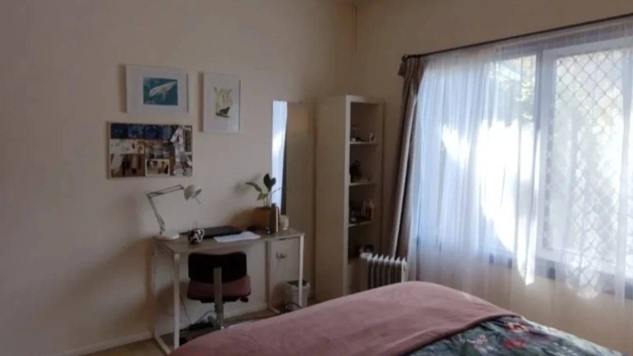 Unfurnished room in a share house