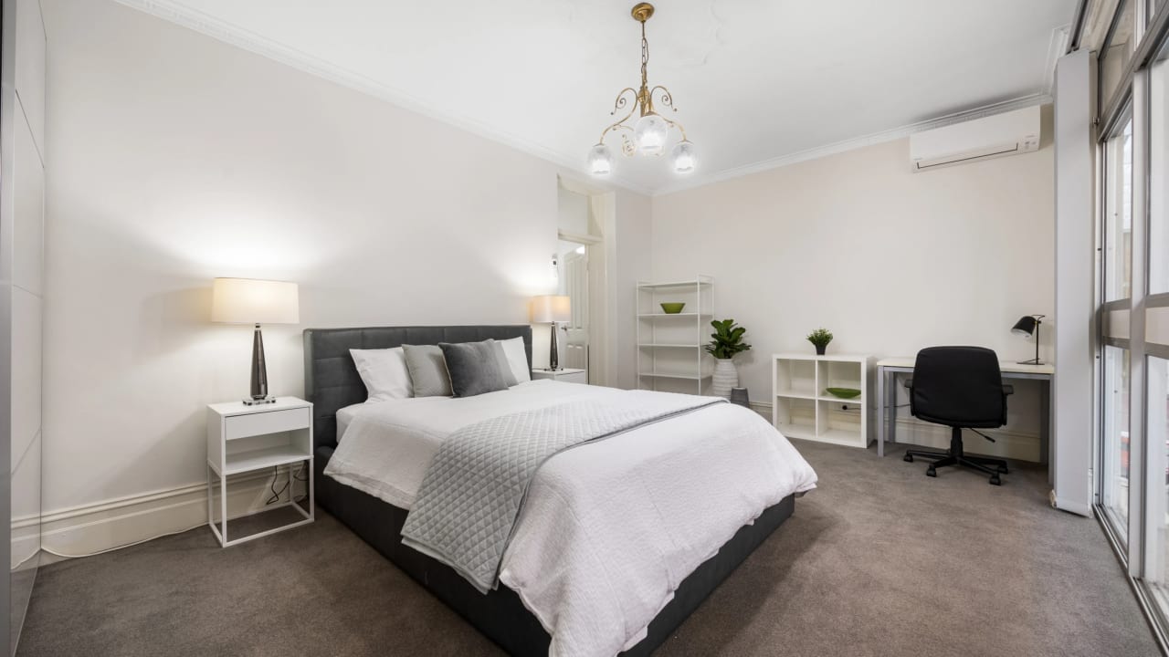 Furnished room in a share house
