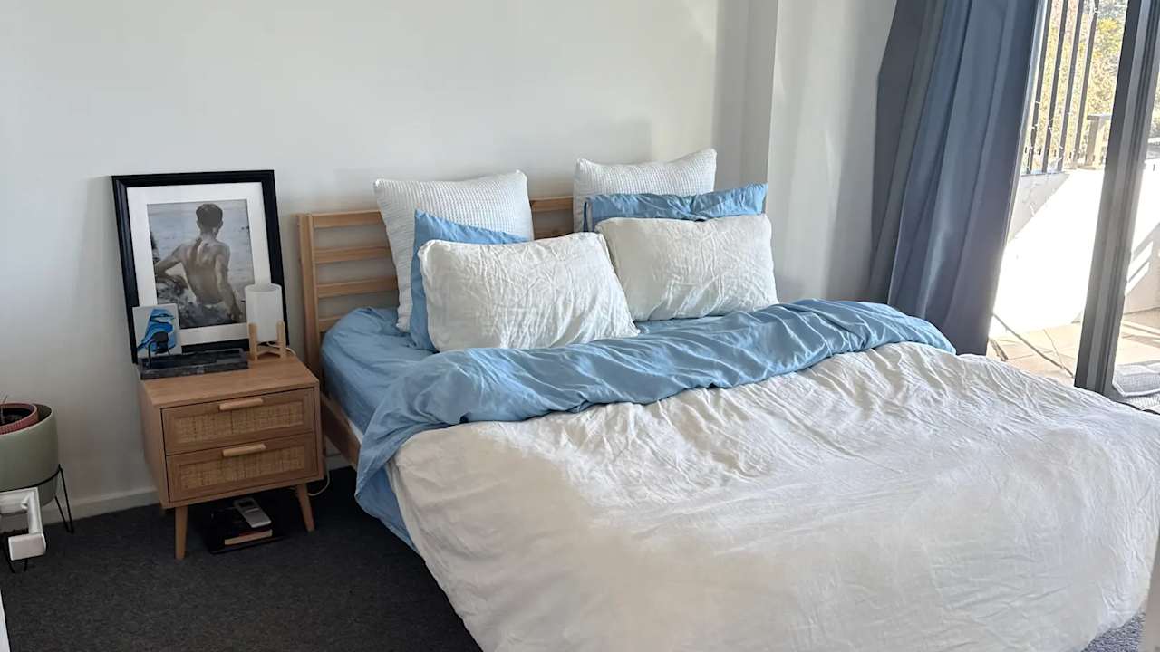 Unfurnished room with ensuite in a flatshare
