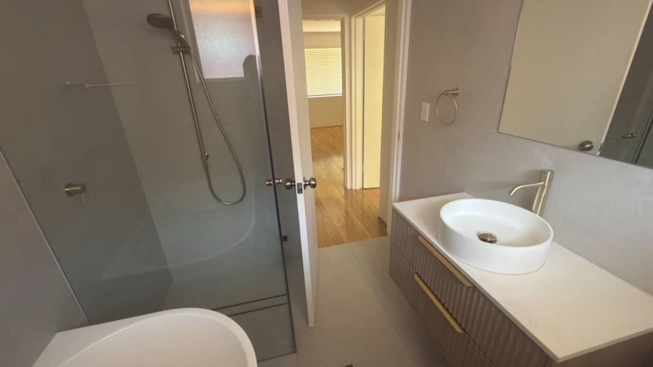 Unfurnished room in a share house