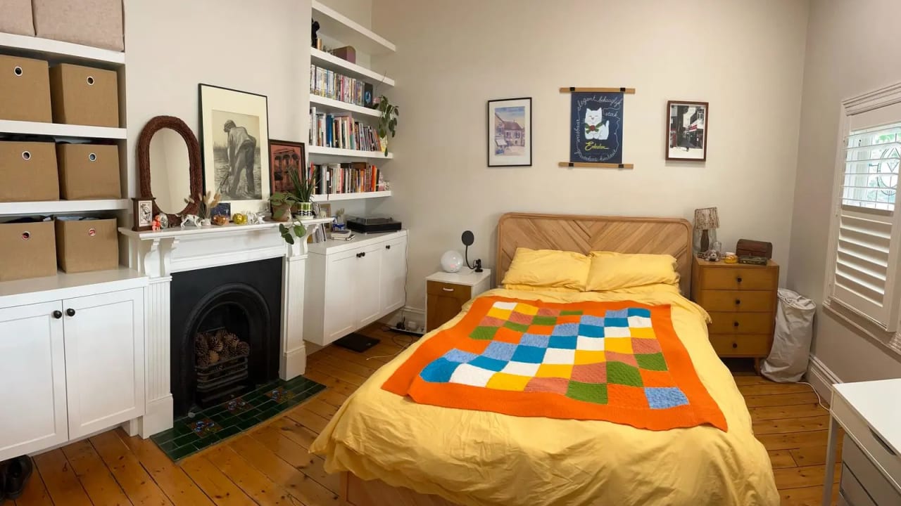 Unfurnished room in a share house
