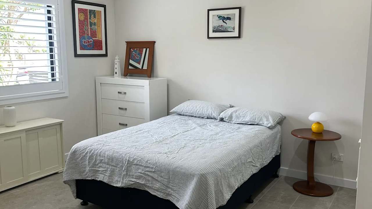 Furnished room studio flat for rent