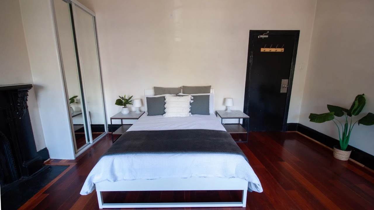 Furnished room in a share house