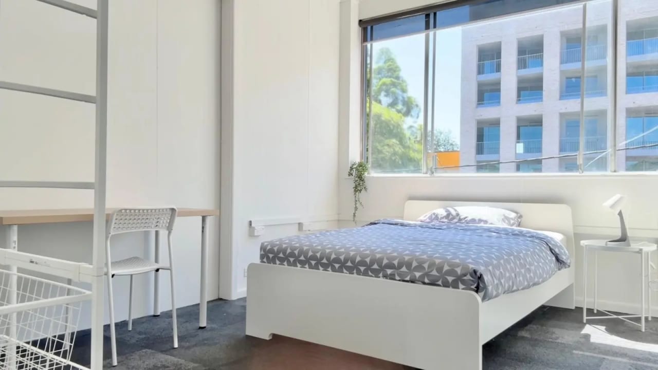 Furnished room in a share house