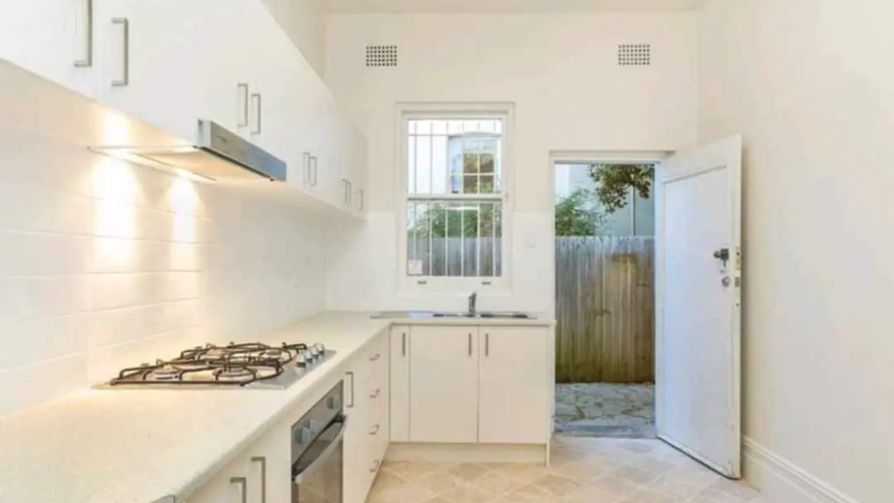 Unfurnished room in a share house