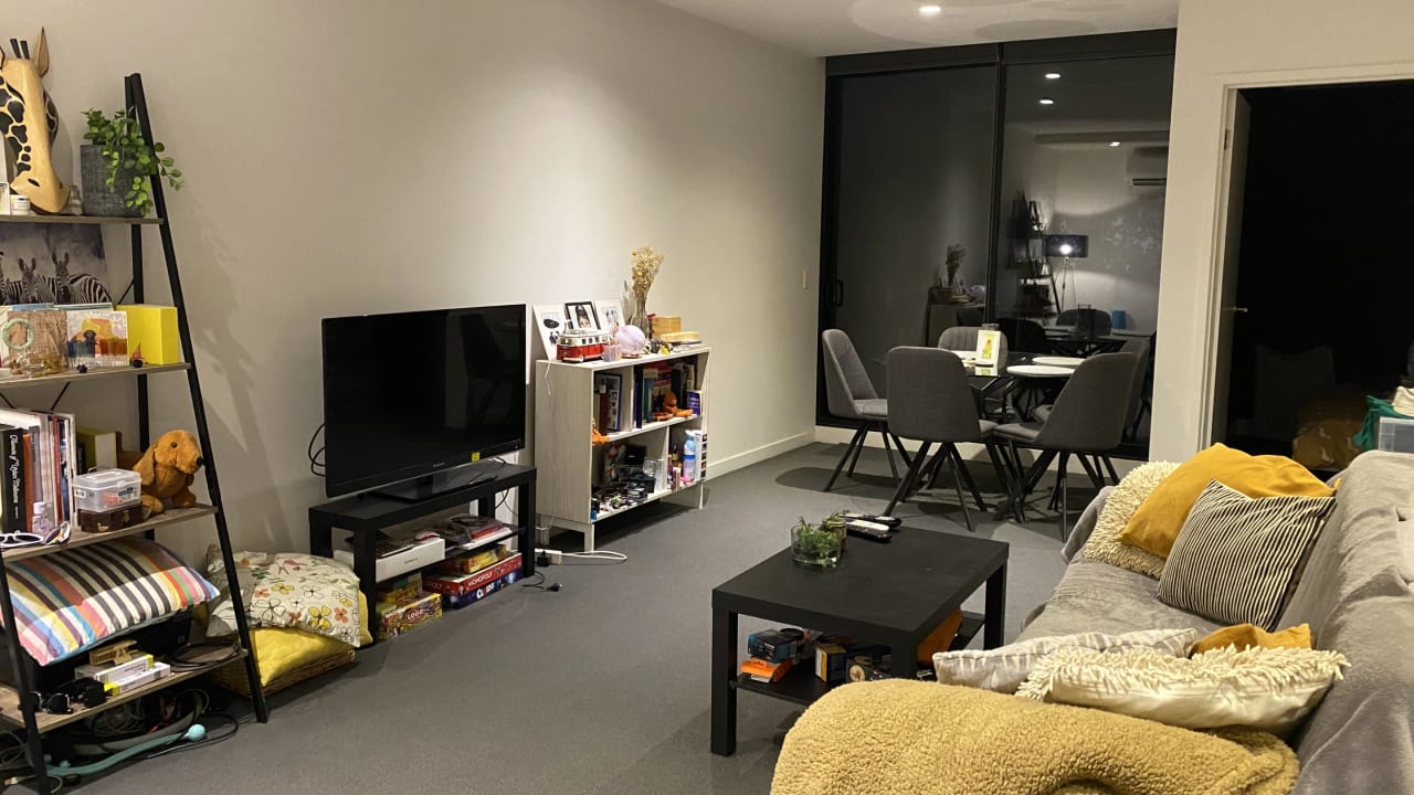 Furnished room in a flatshare