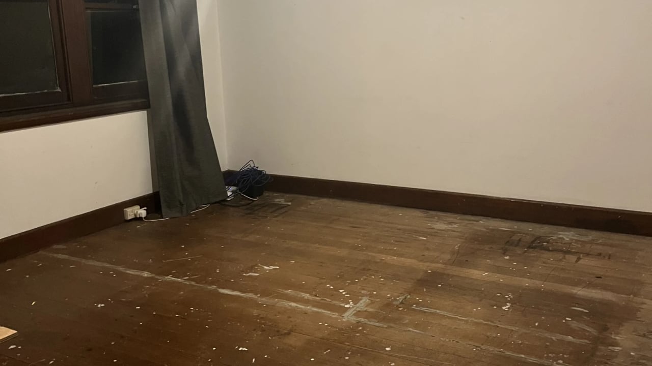 Unfurnished room in a share house