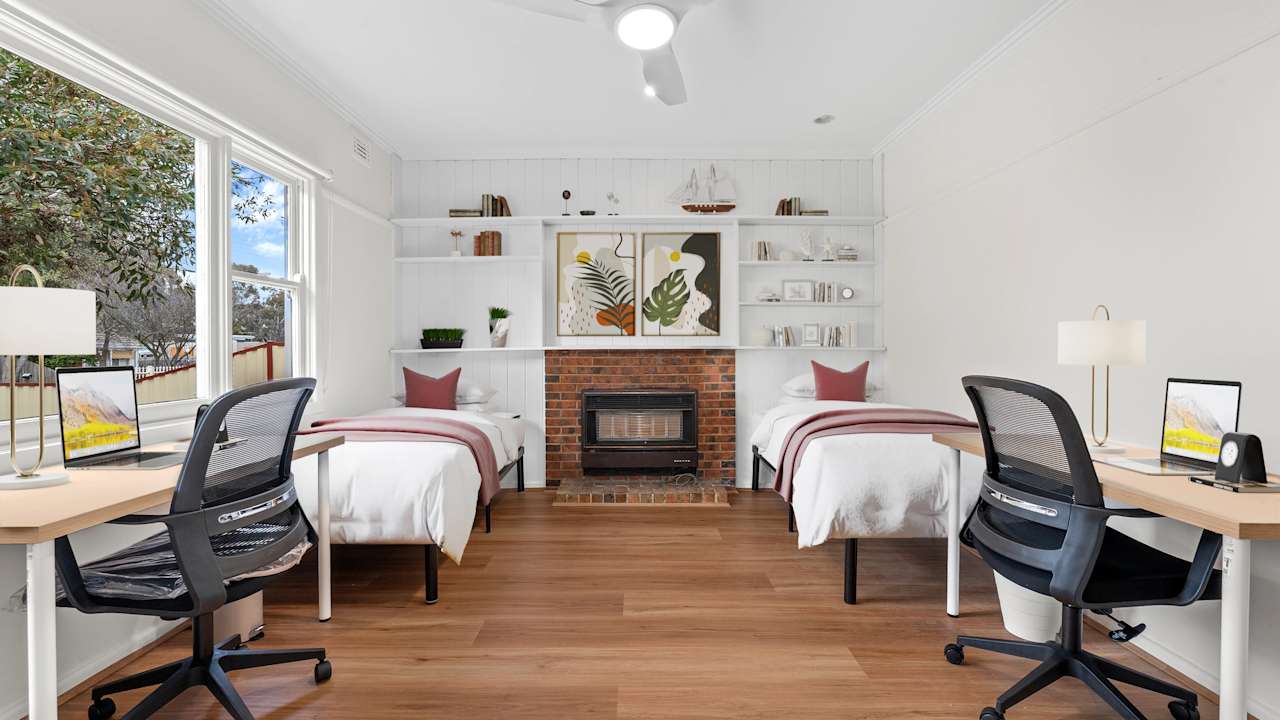 Furnished room in a share house