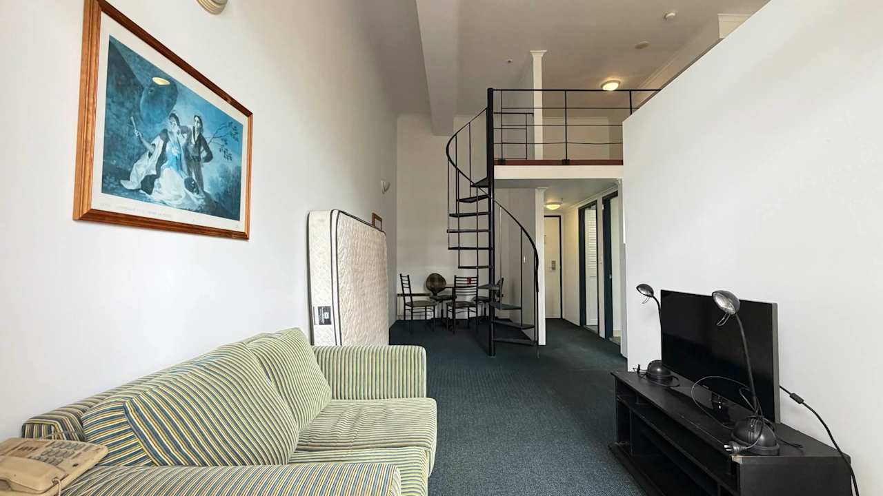 Whole property with 2 rooms for rent