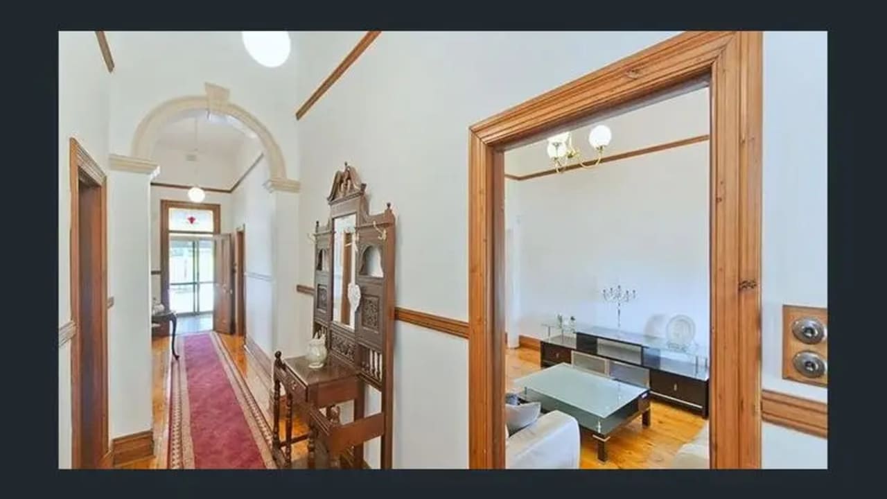 Room in a share house