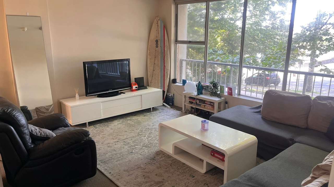 Furnished room in a share house