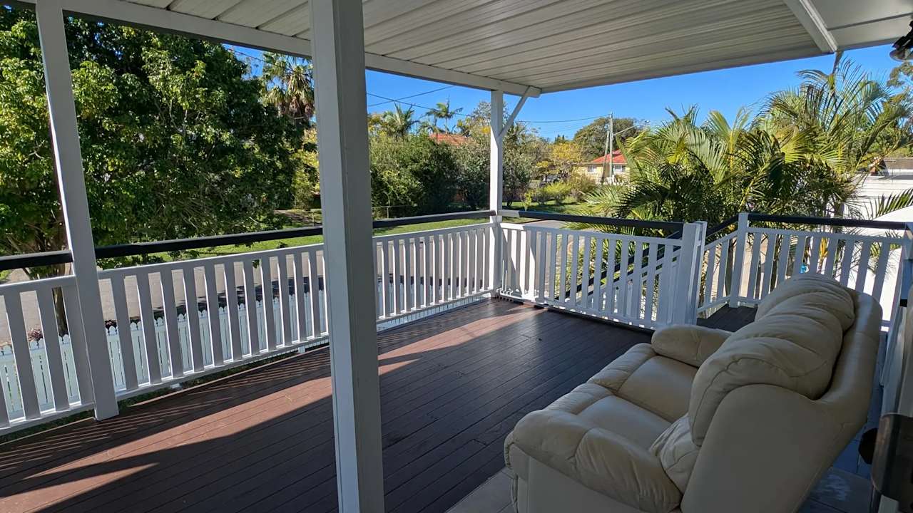 Whole property with 3 rooms for rent