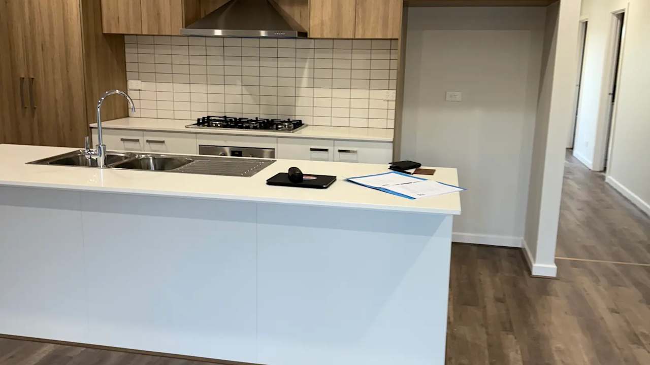 Whole property with 3 rooms for rent
