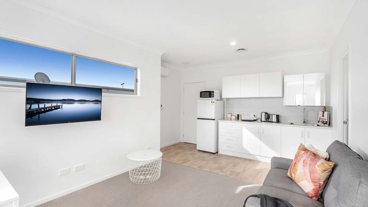 Furnished room studio flat for rent