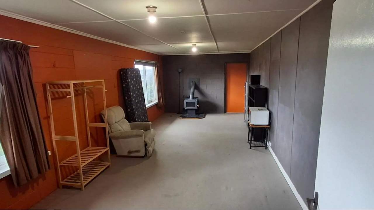 Room in a share house
