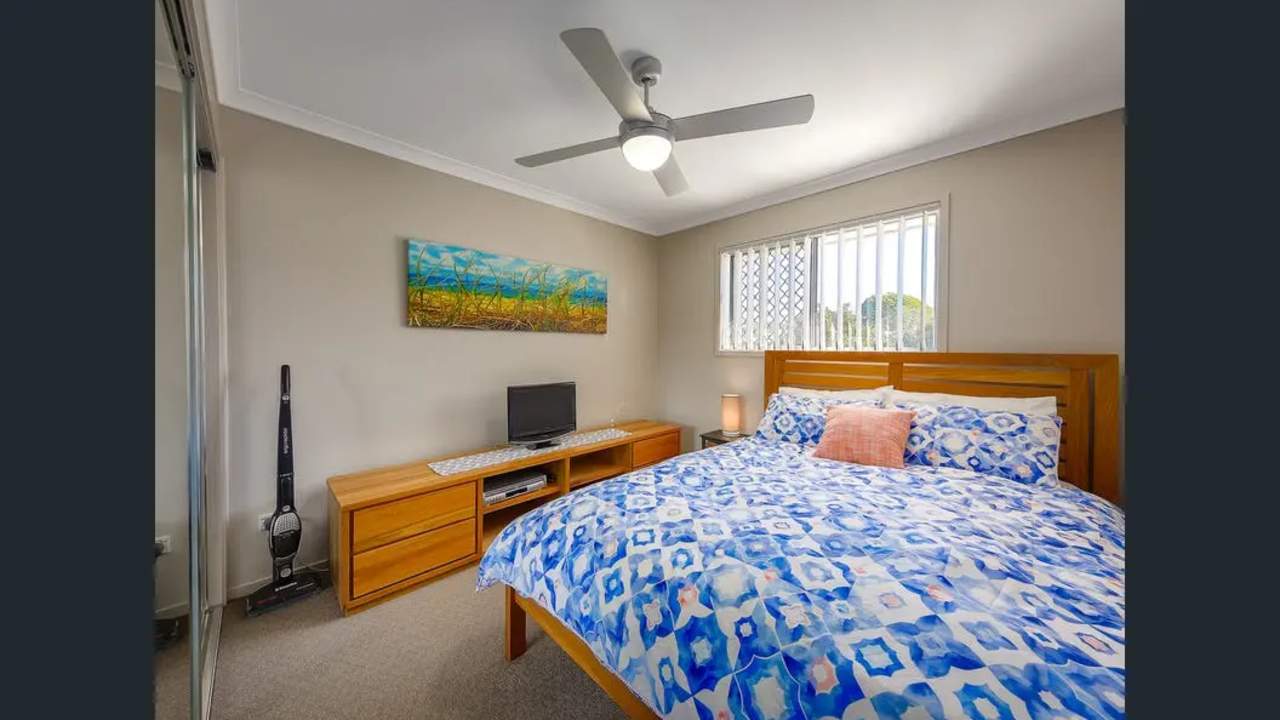 Unfurnished room with own bathroom