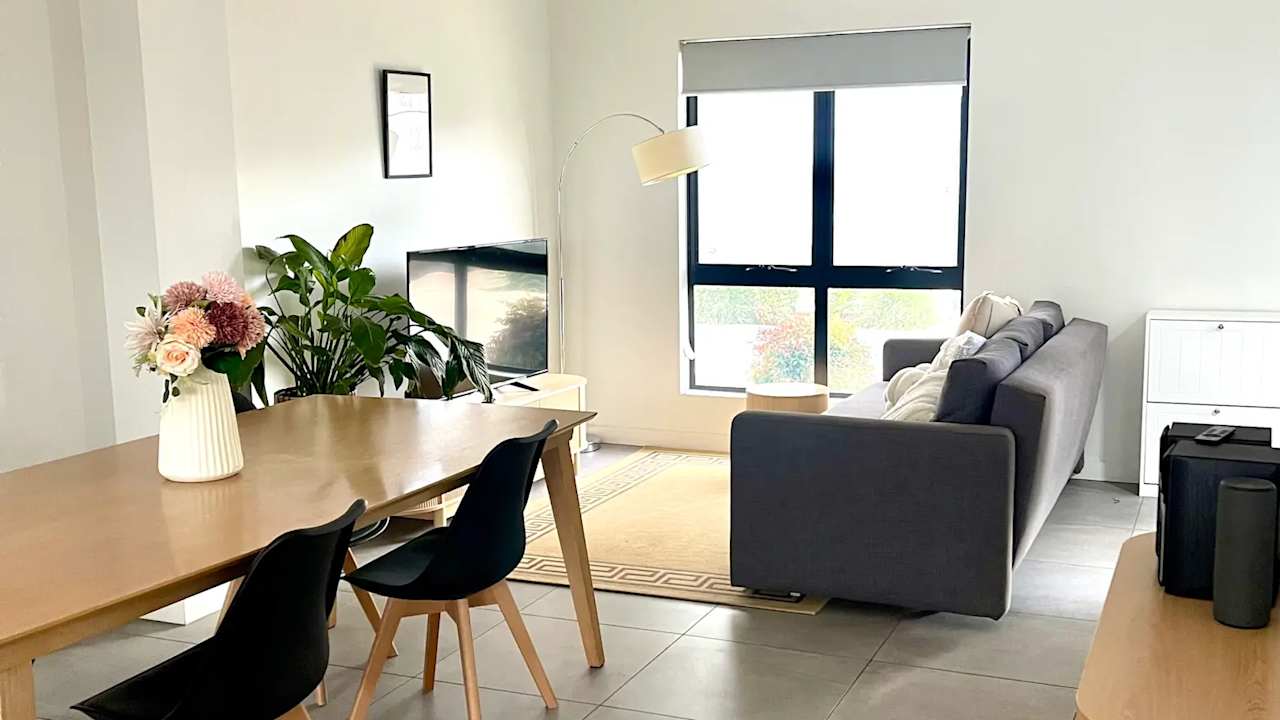 Room in a share house