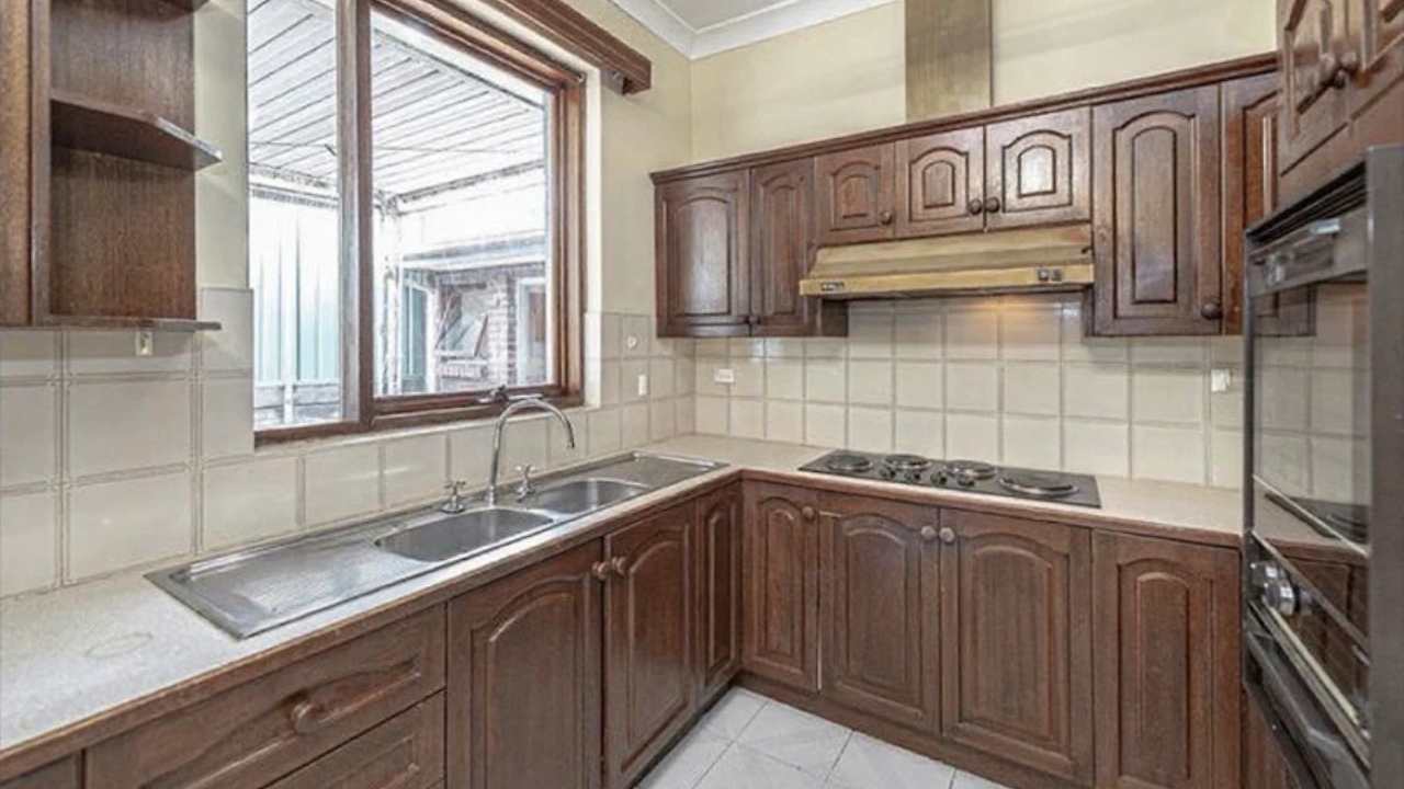 Whole property with 4 rooms for rent