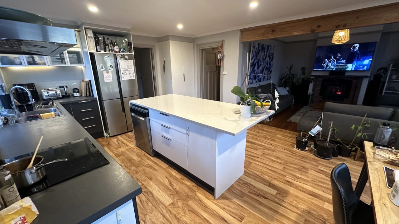 Furnished room in a share house