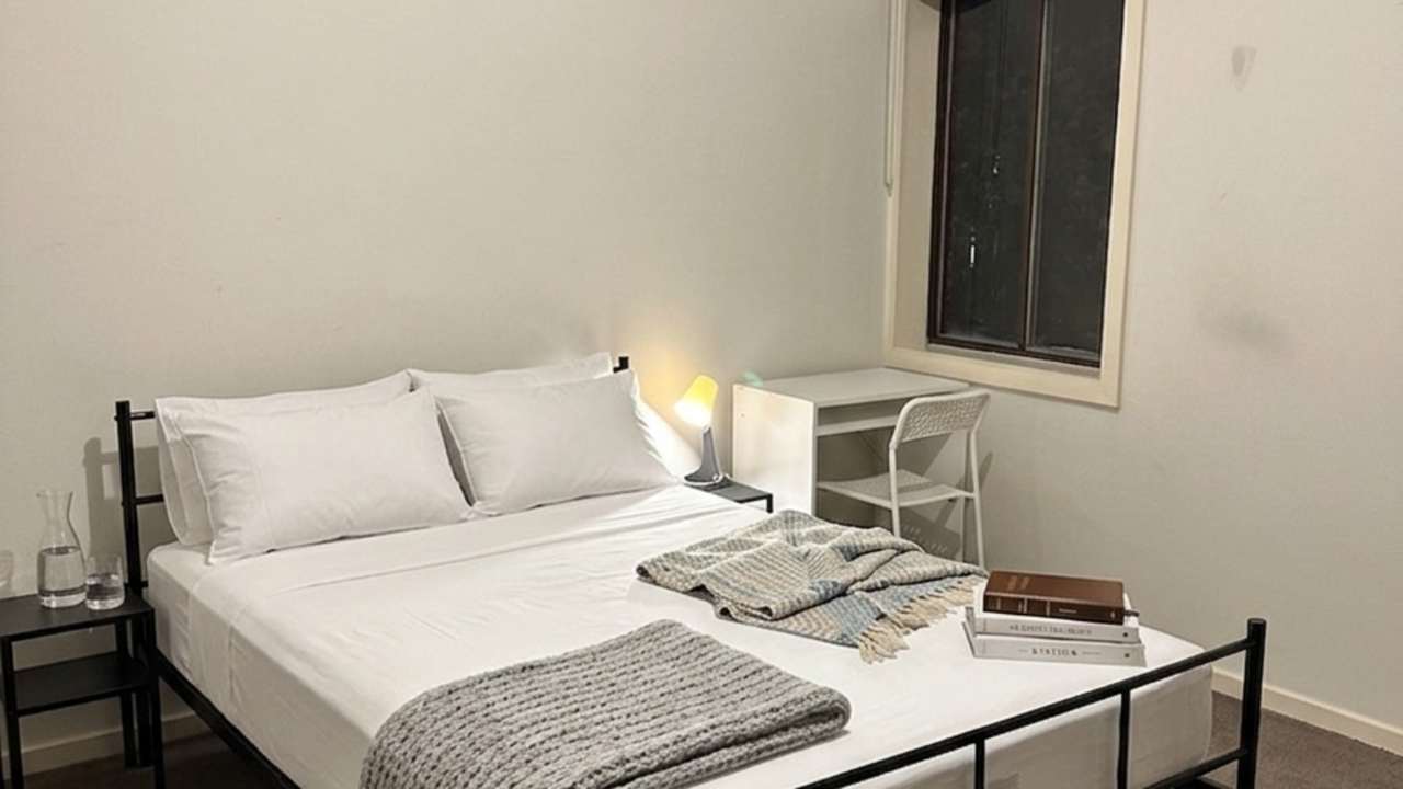 Whole property with 2 rooms for rent