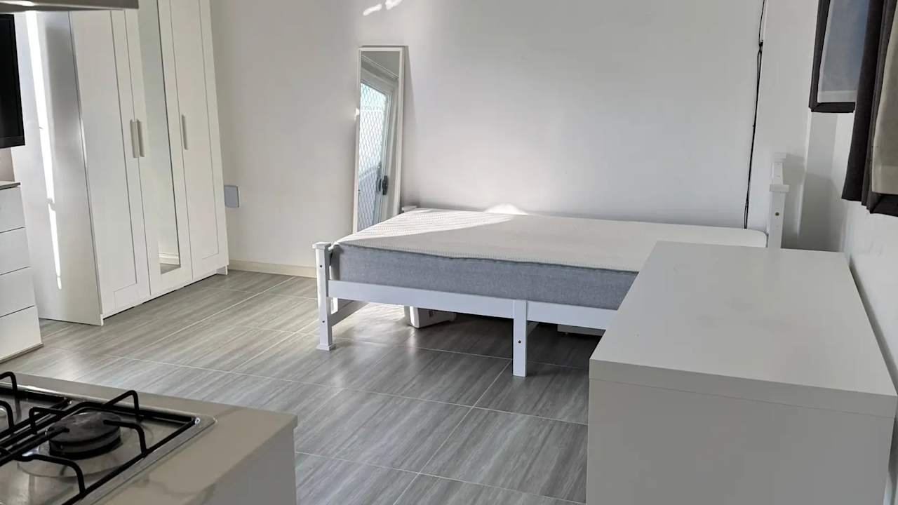 Furnished room granny flat for rent