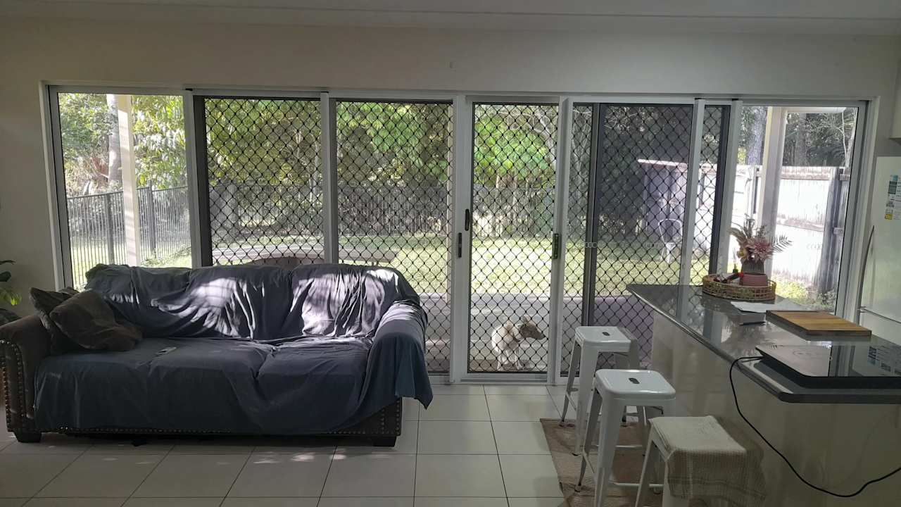 Room in a share house