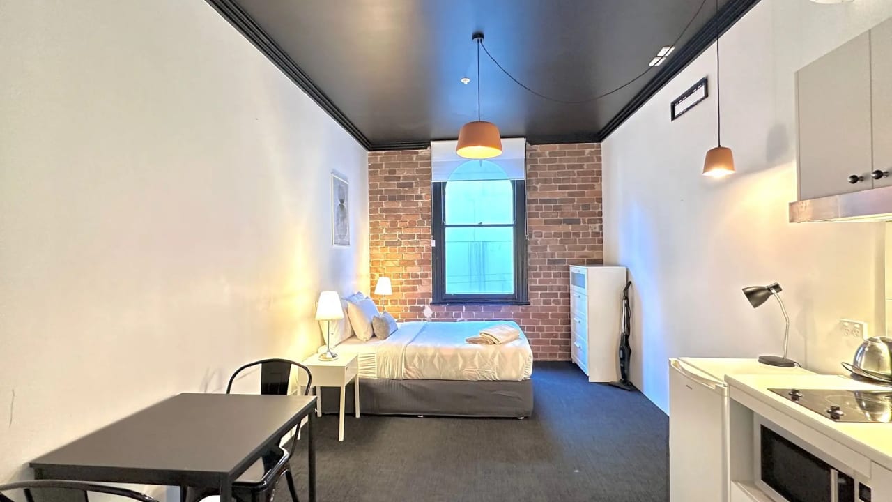 Furnished room with own bathroom