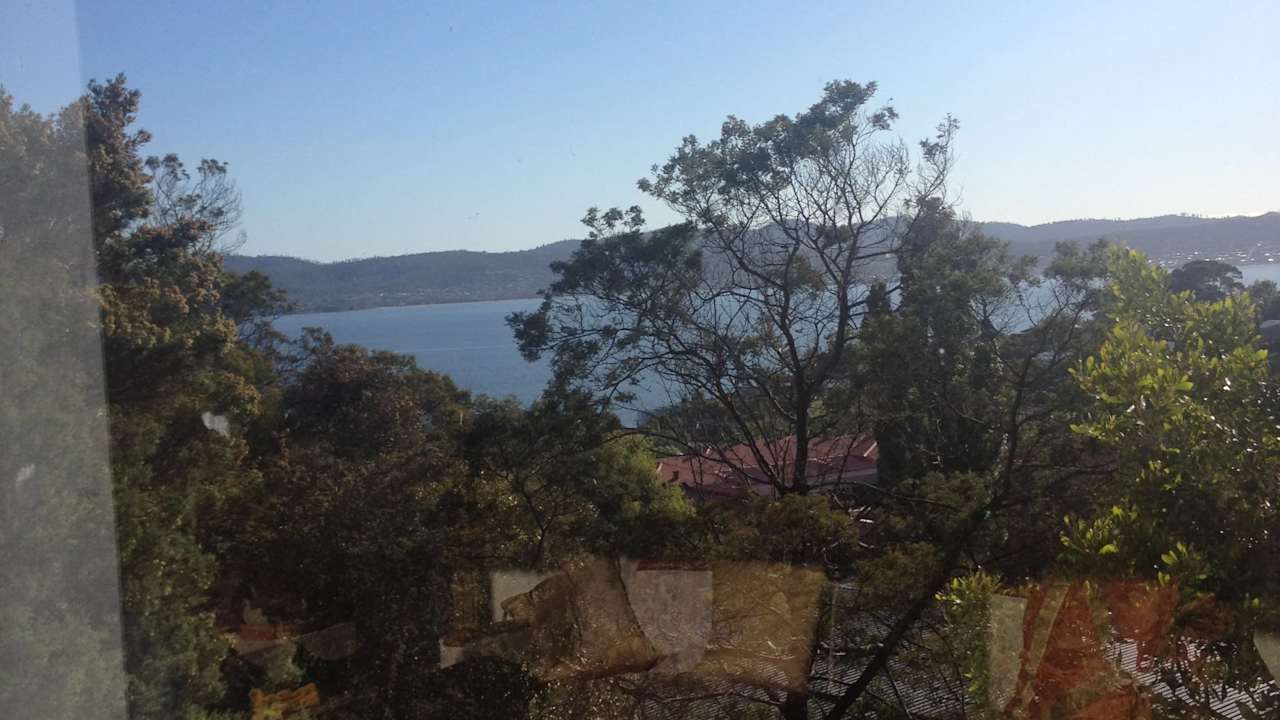 Whole property with 2 rooms for rent