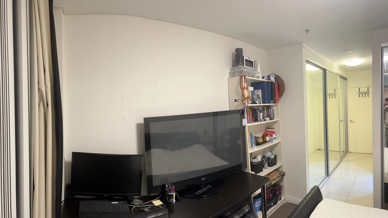 Furnished room with ensuite in a flatshare