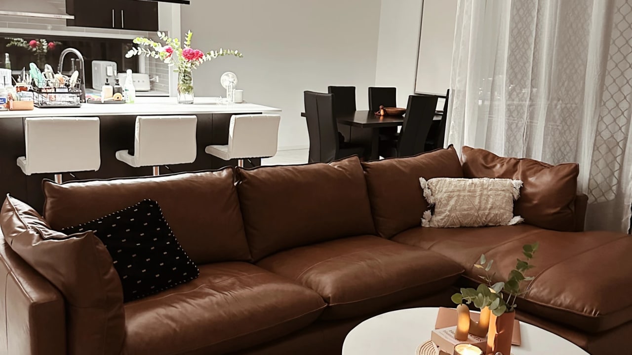 Furnished room with own bathroom