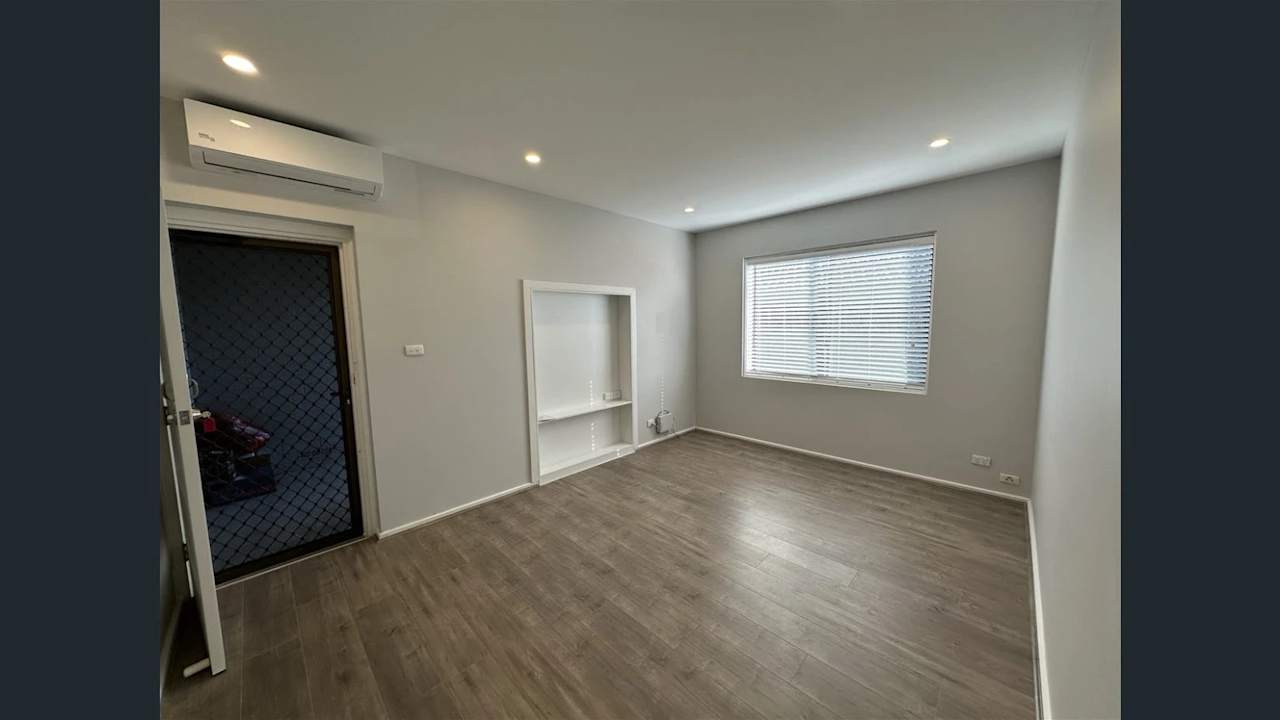 Unfurnished room in a share house