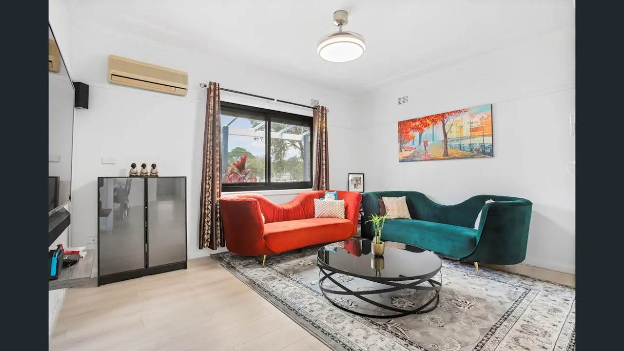 Whole property with 3 rooms for rent