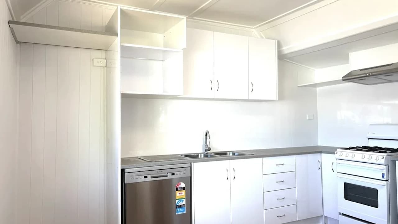 Unfurnished room in a share house