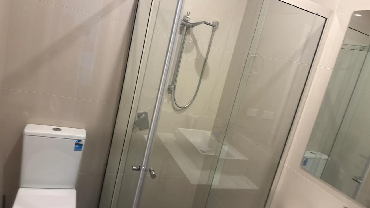 Unfurnished room with own bathroom