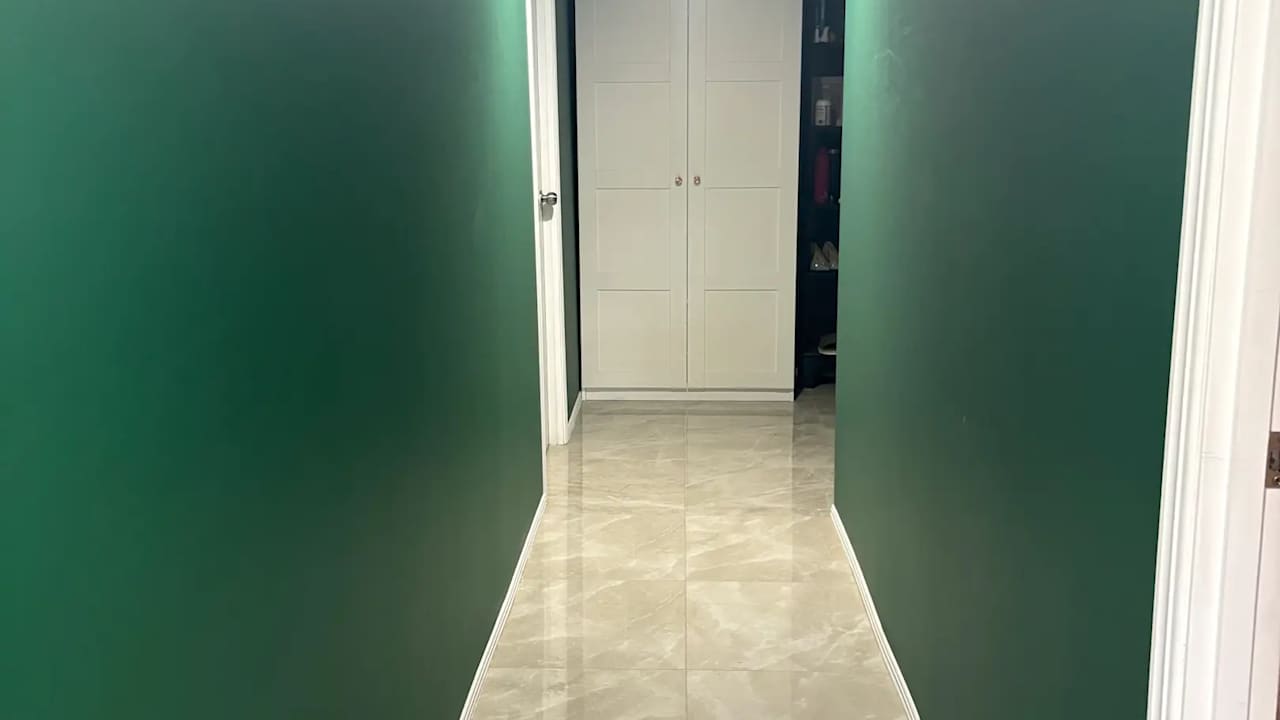 Whole property with 1 room for rent