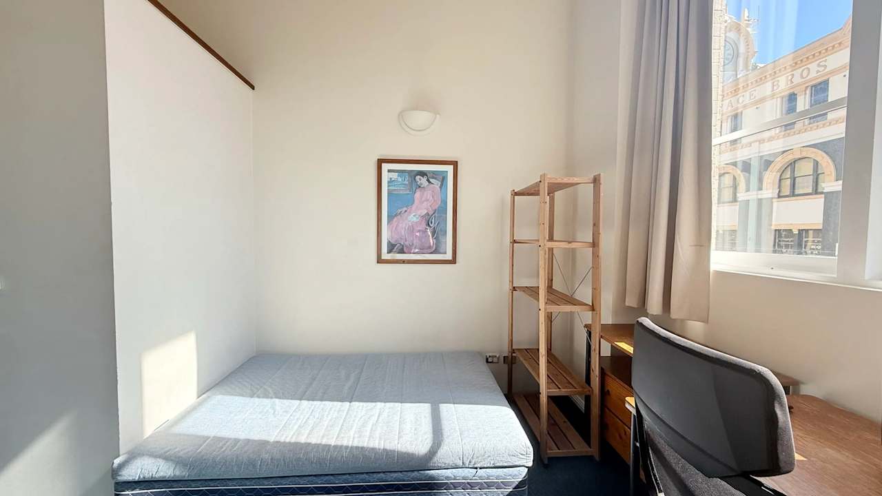 Furnished room studio flat for rent