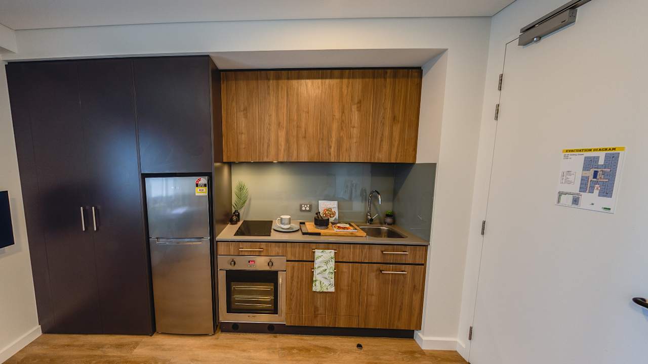 Furnished room studio flat for rent