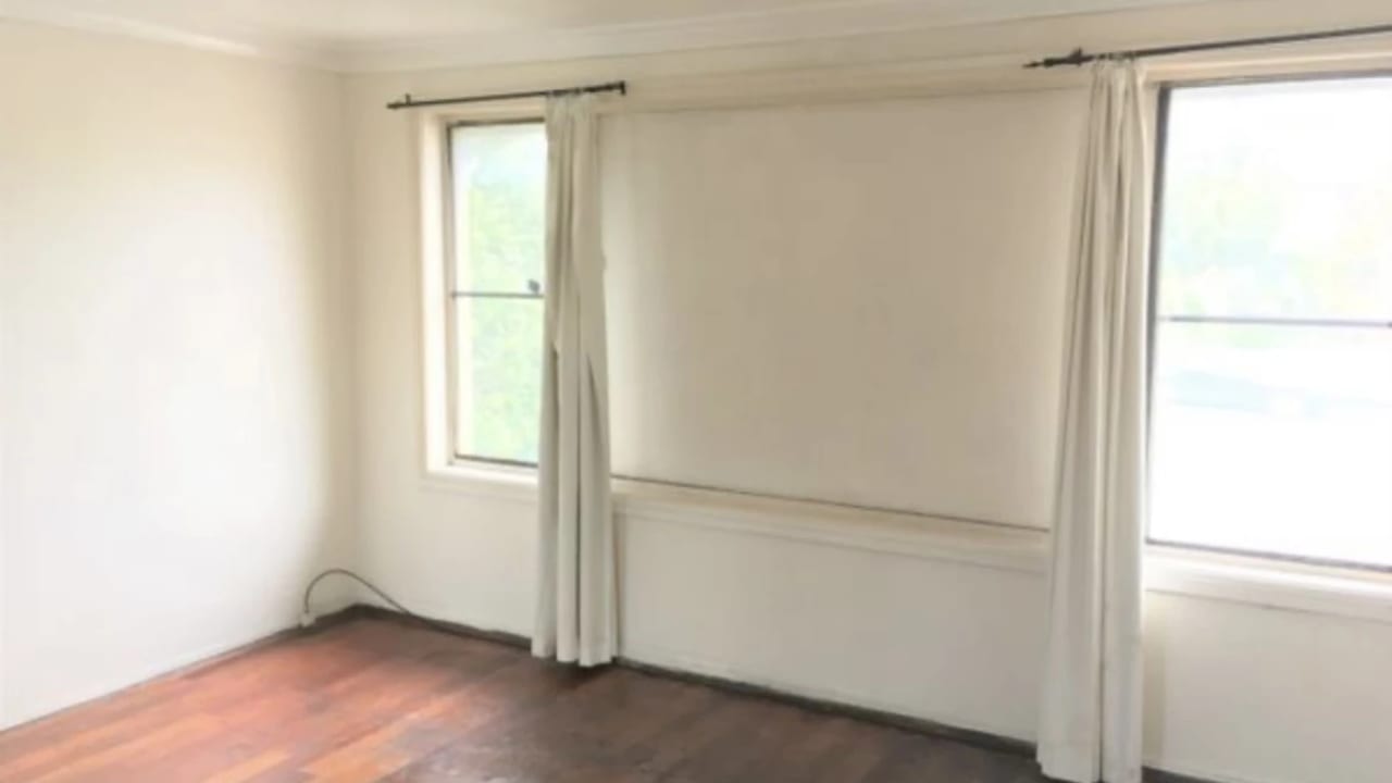 Whole property with 4 rooms for rent