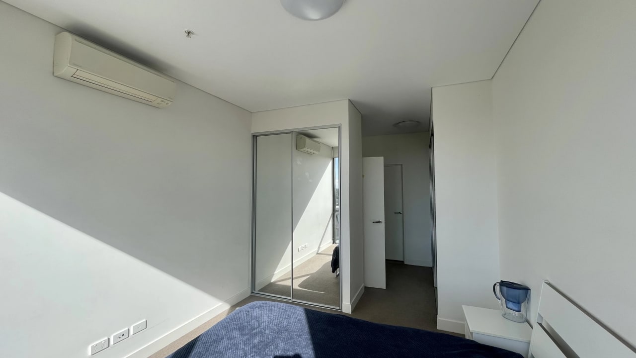 Furnished room with own bathroom