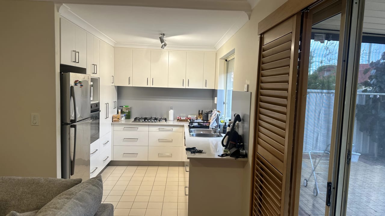Unfurnished room in a share house