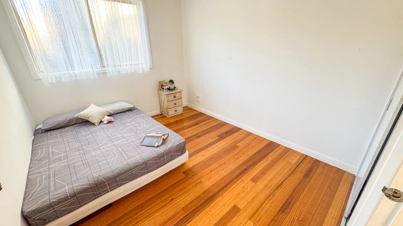 Whole property with 2 rooms for rent