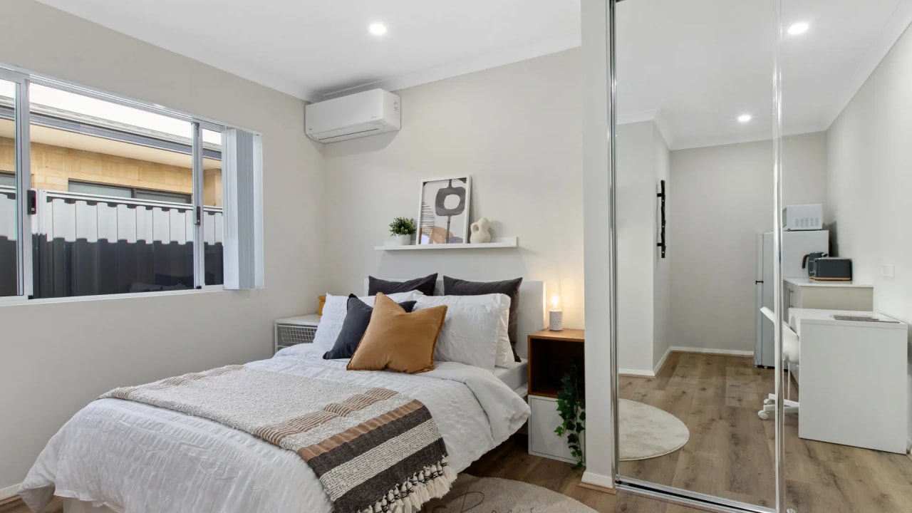 Furnished room with ensuite in a share house