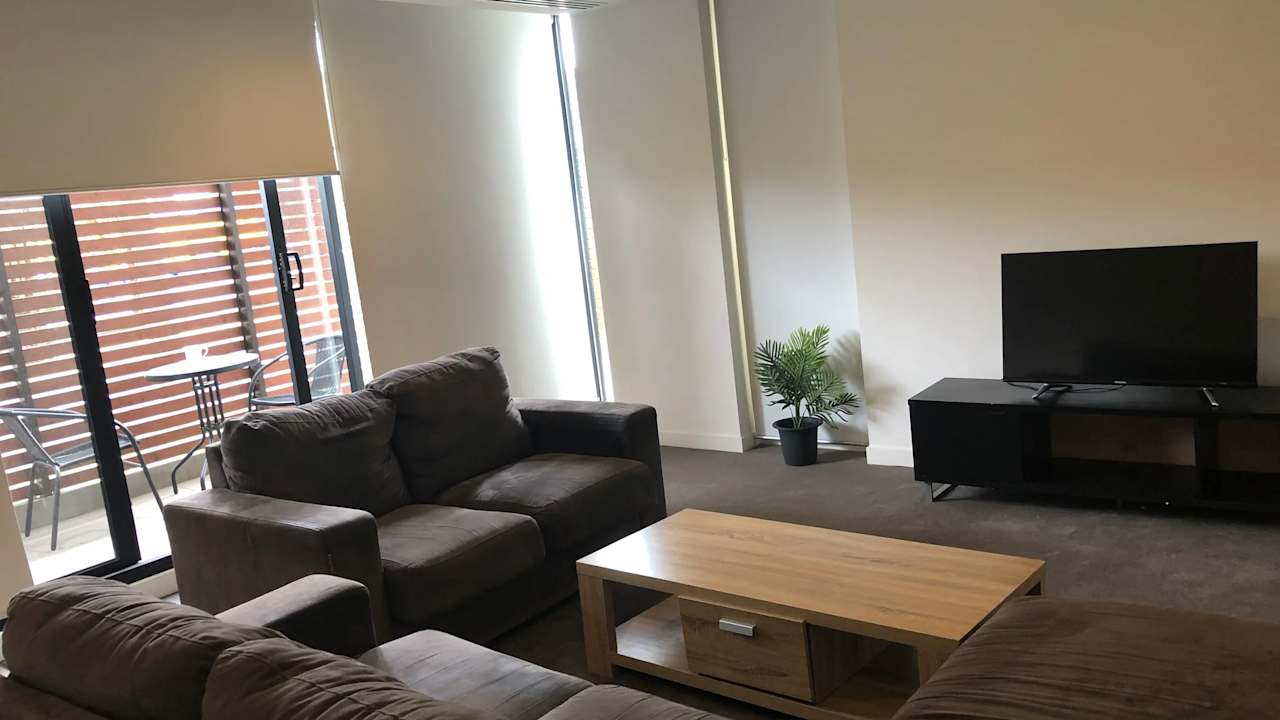 Furnished room in a flatshare