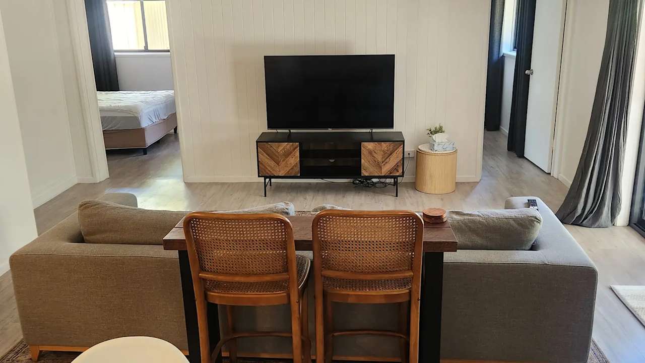 Whole property with 2 rooms for rent