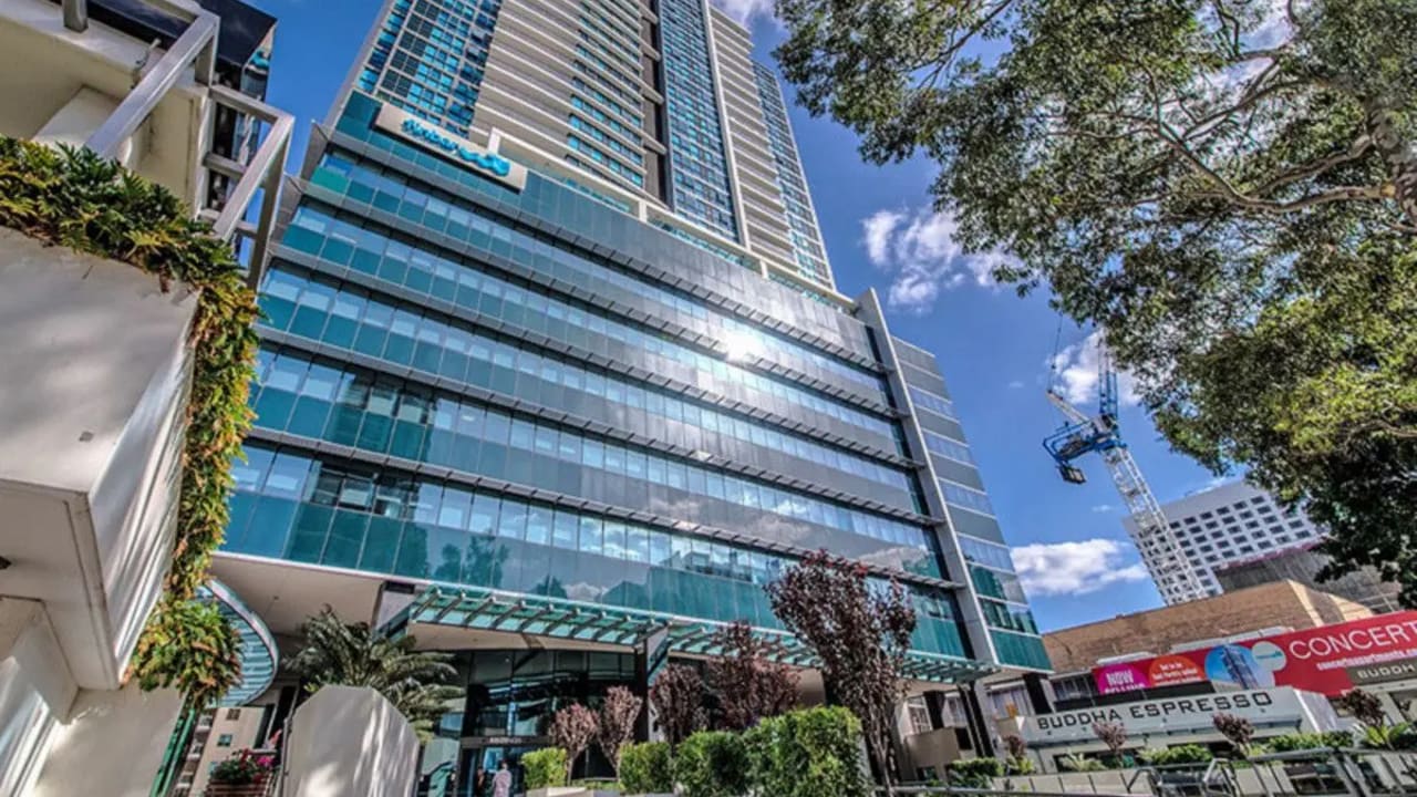 Furnished room with ensuite in a flatshare