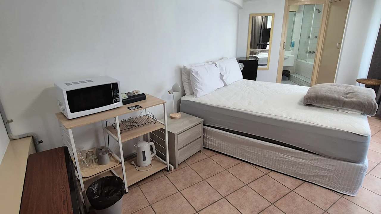 Furnished room with own bathroom