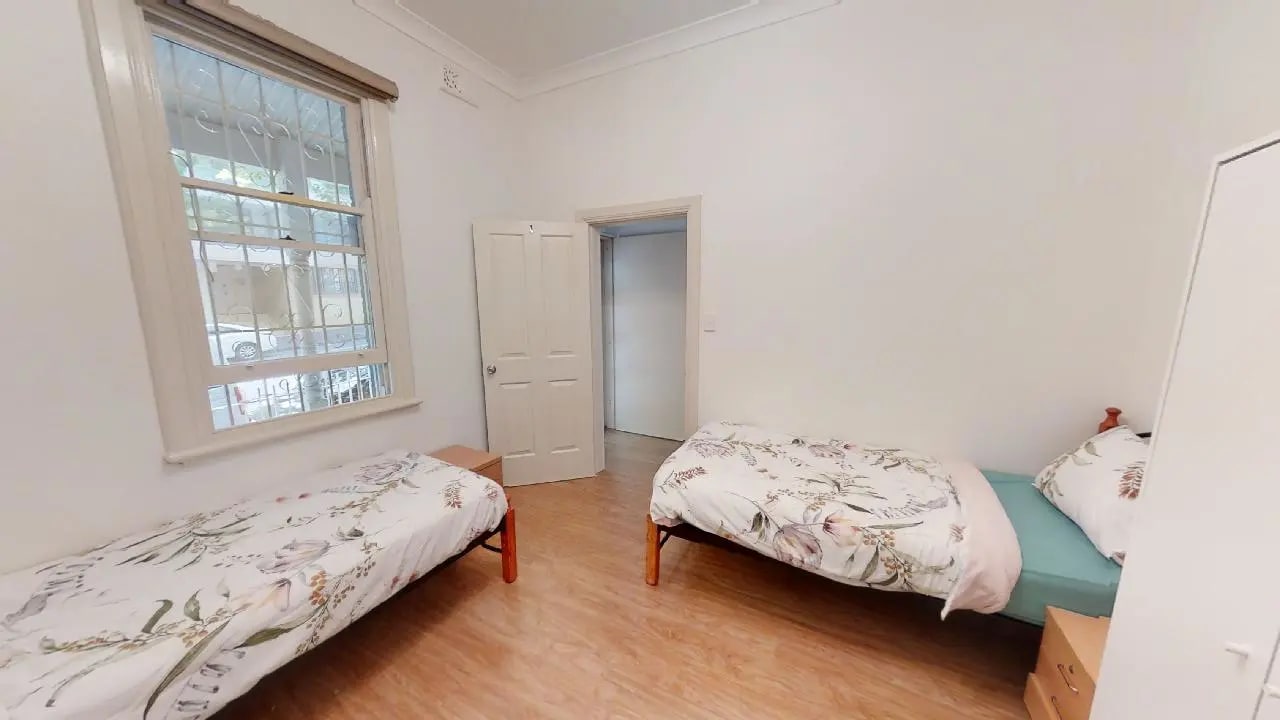 Furnished room in a share house