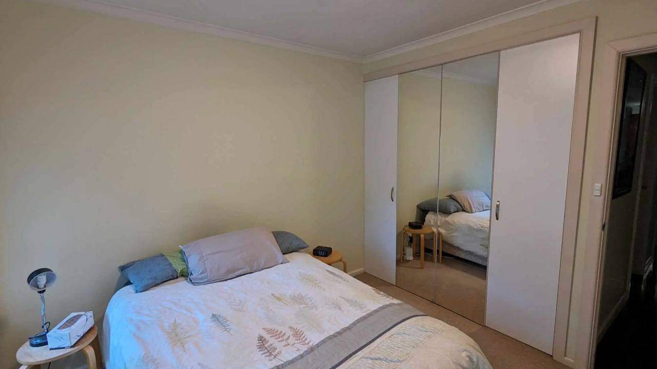 Unfurnished room in a share house